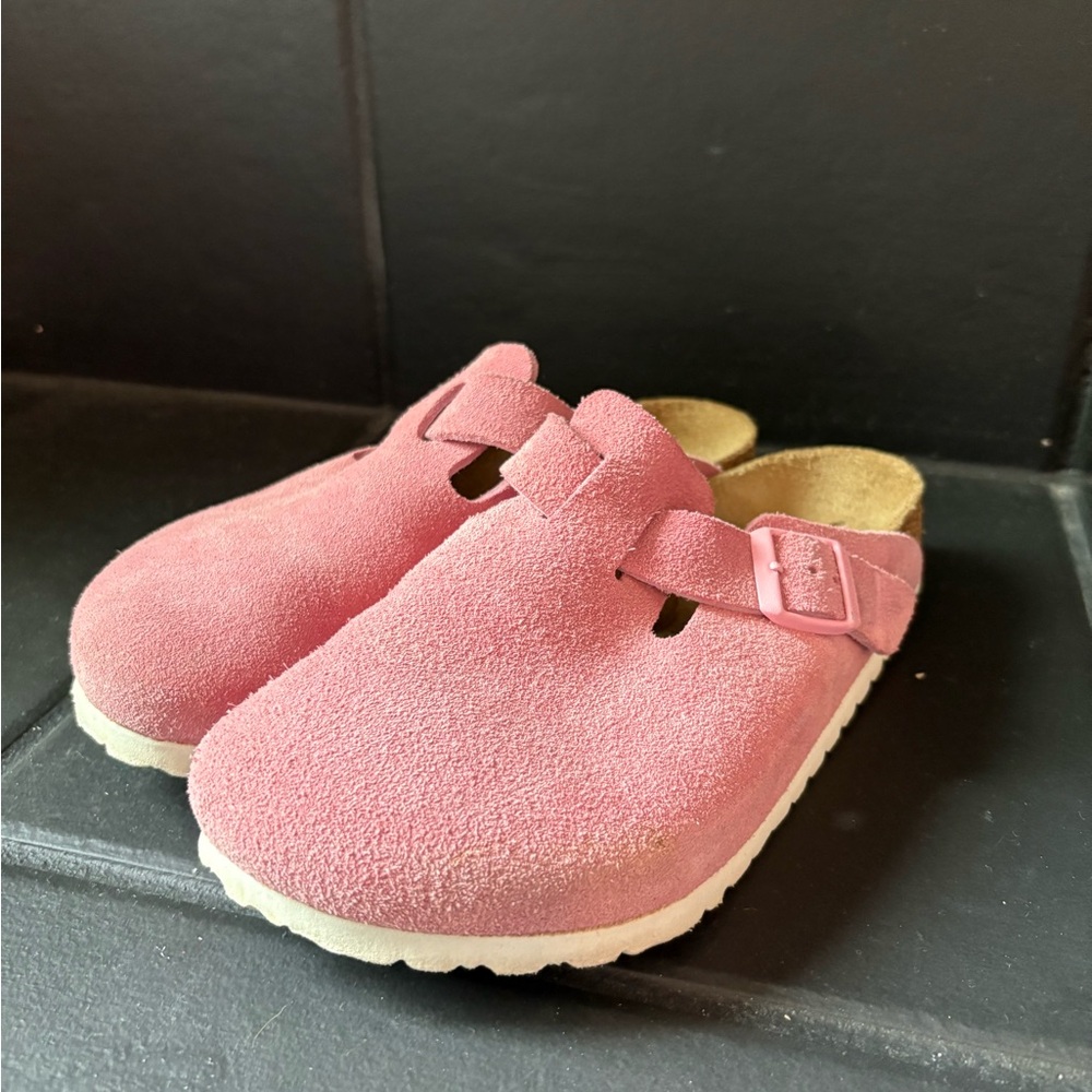 Pink Birkenstock bostons